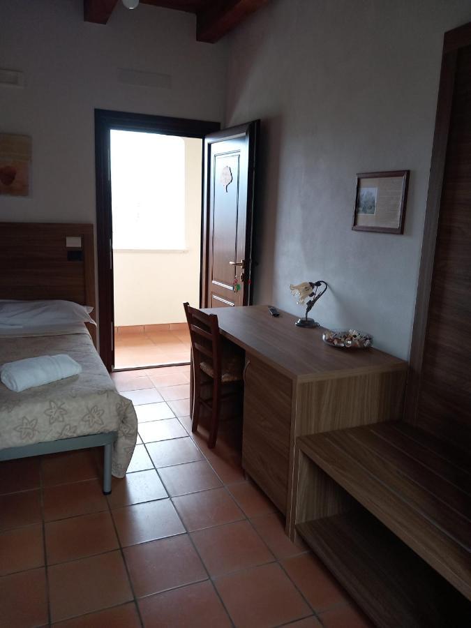 Agriturismo L'Ulivo Padula Buitenkant foto