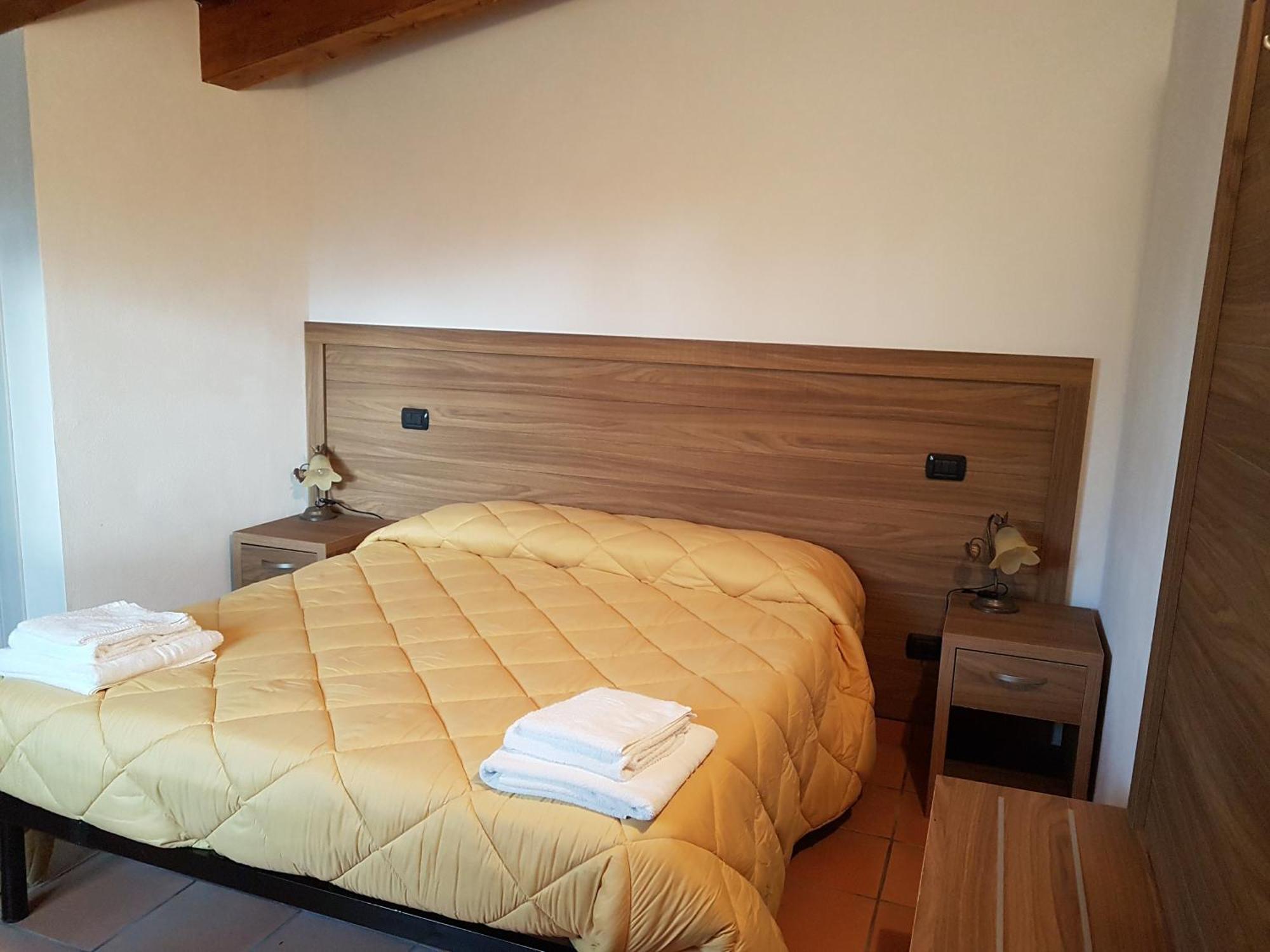 Agriturismo L'Ulivo Padula Buitenkant foto