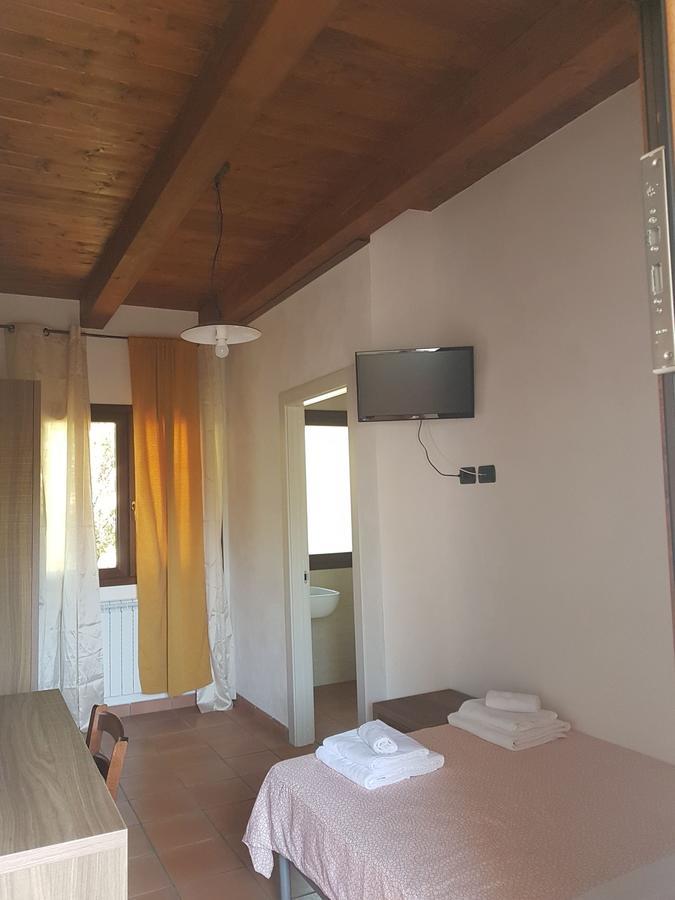 Agriturismo L'Ulivo Padula Buitenkant foto