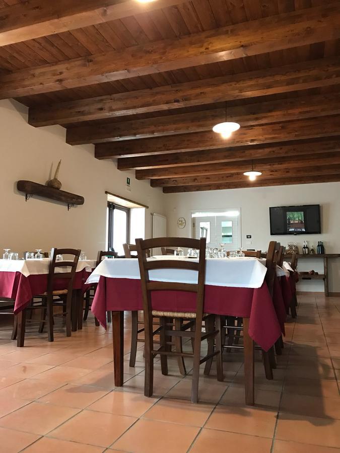 Agriturismo L'Ulivo Padula Buitenkant foto