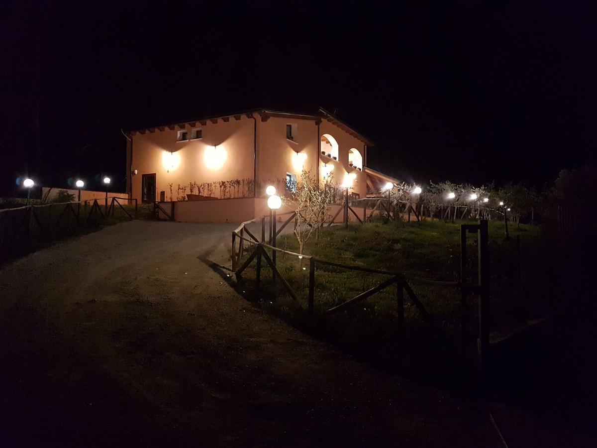 Agriturismo L'Ulivo Padula Buitenkant foto